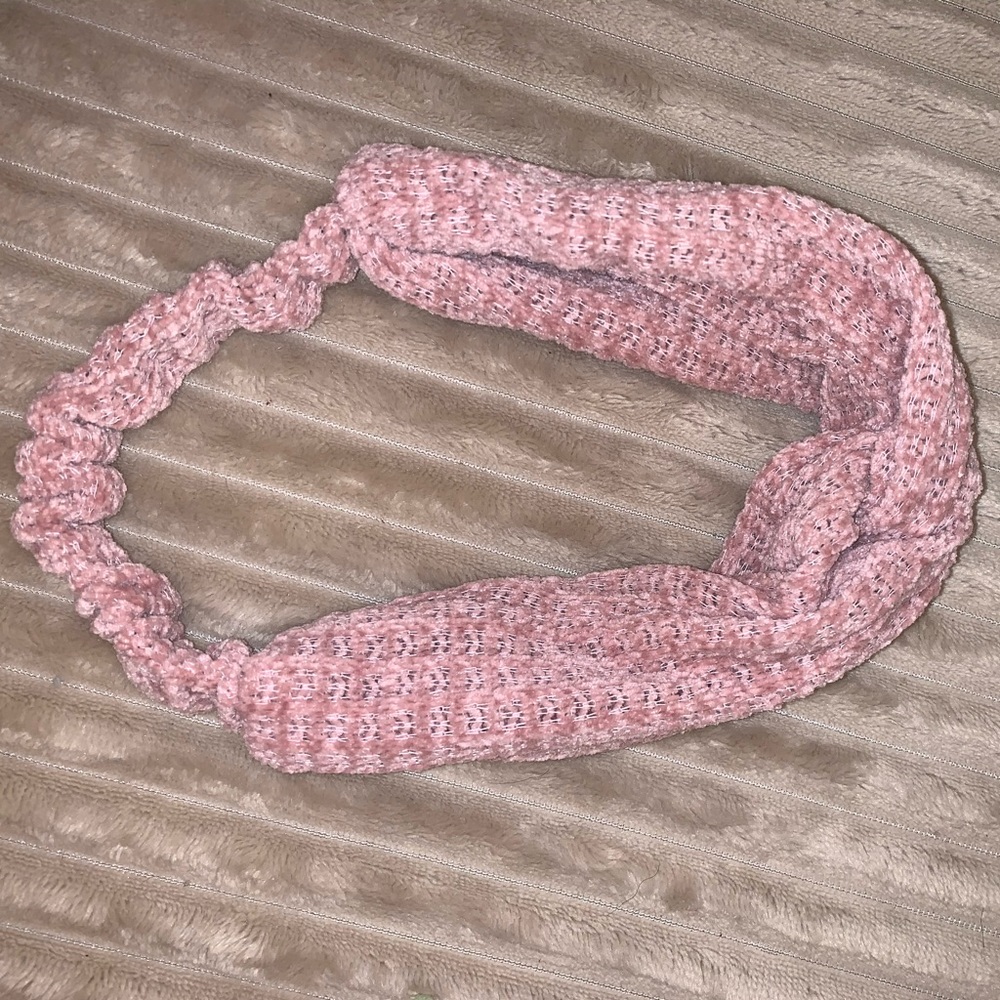 Blush pink headband with knot! Never been worn!